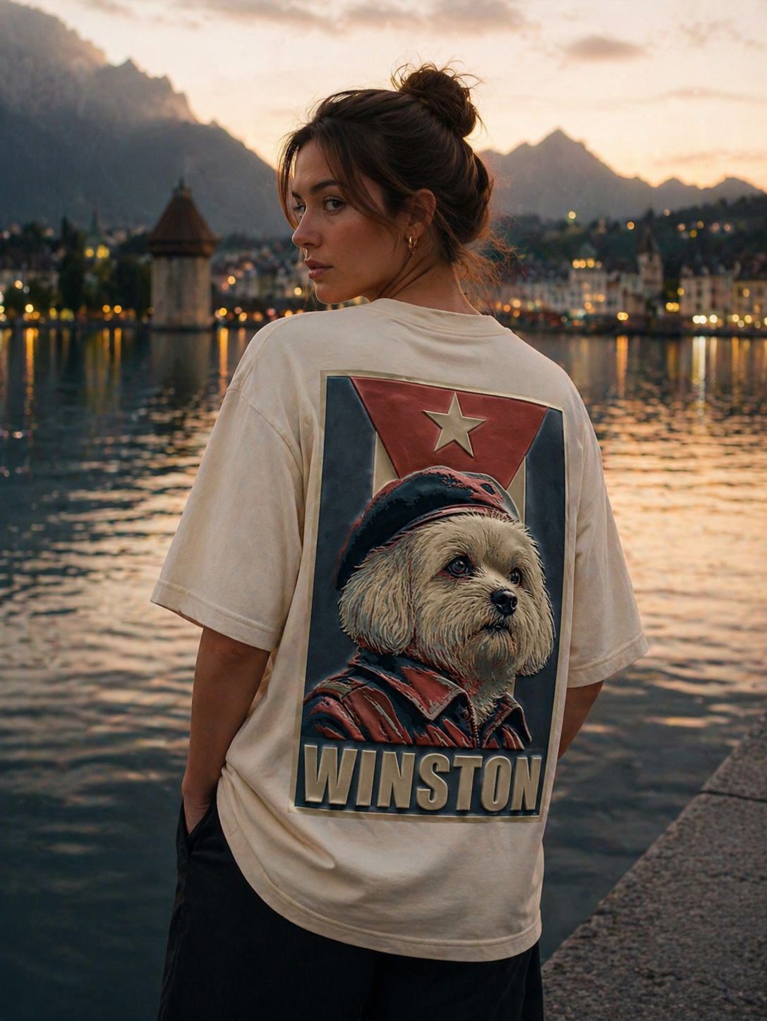 El Comandante — Winston Cuban propaganda back print cream oversized tee Luzern